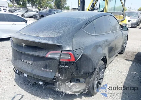 2022 Tesla Model Y Performance Dual Motor All-Wheel Drive from USA, damaged, VIN 7SAYGDEF9NF529882